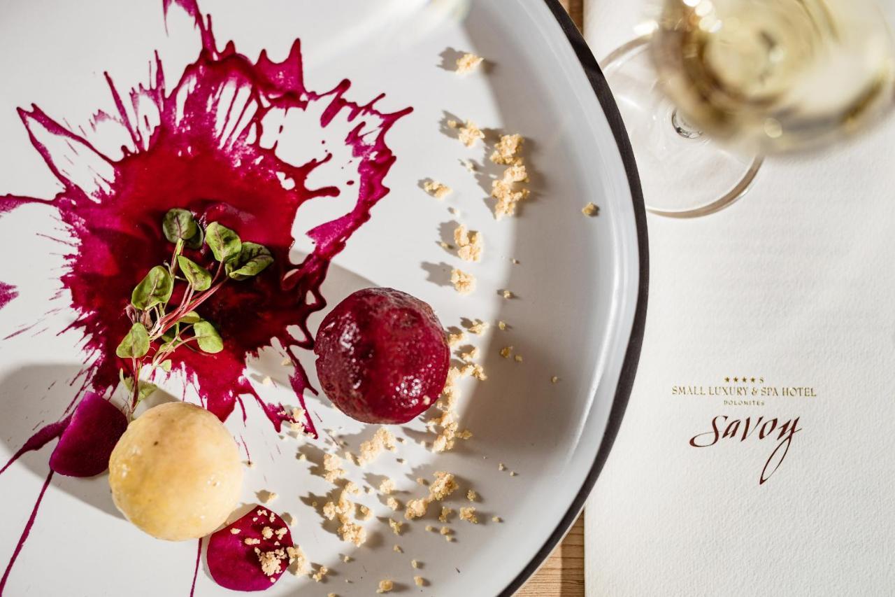 Savoy Dolomites Luxury & Spa Hotel Selva di Val Gardena Exterior foto
