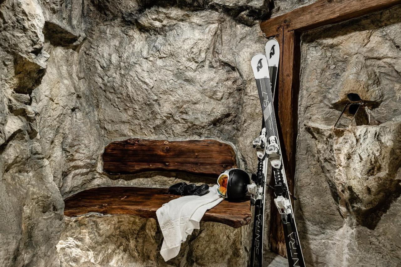 Savoy Dolomites Luxury & Spa Hotel Selva di Val Gardena Exterior foto