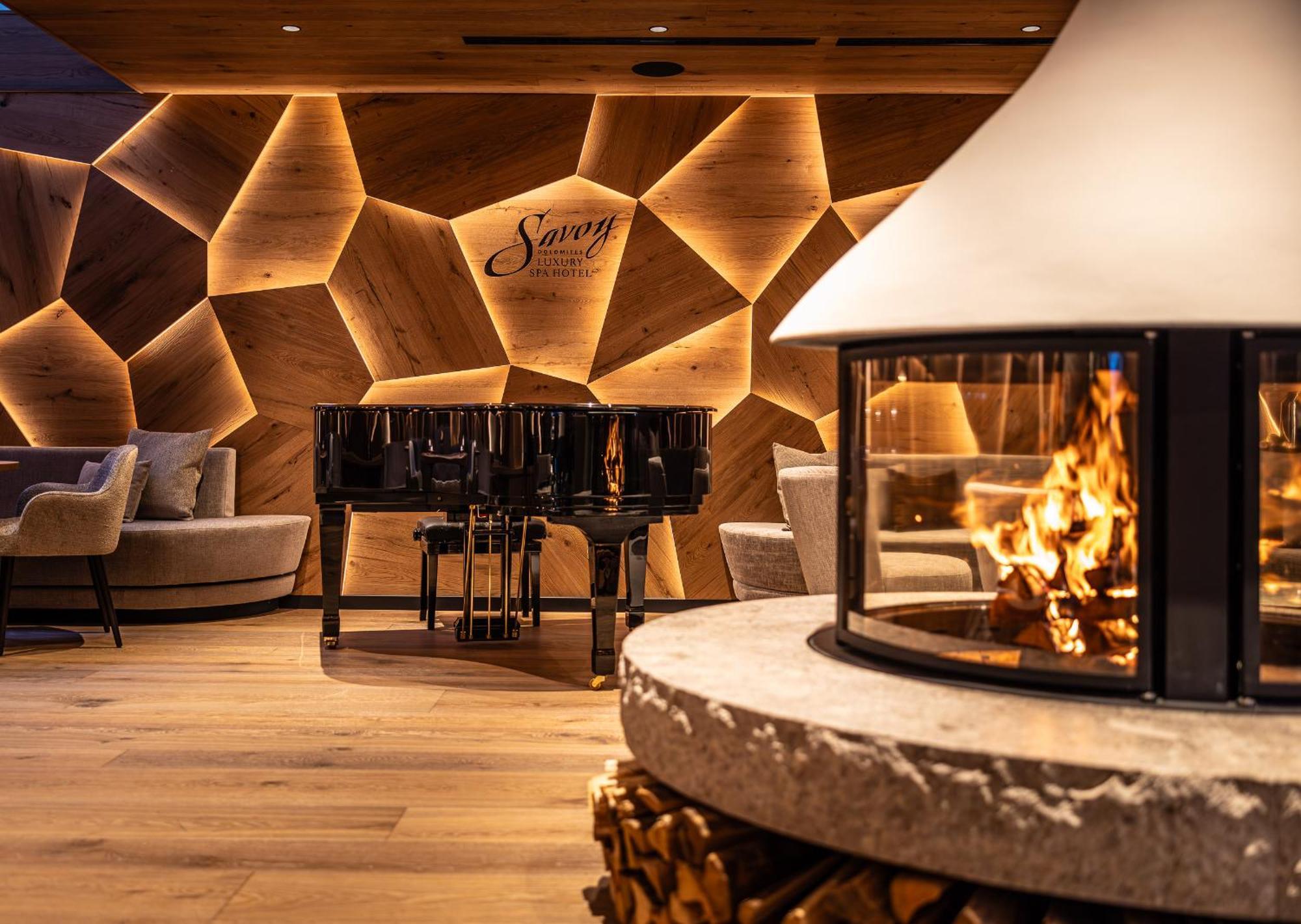 Savoy Dolomites Luxury & Spa Hotel Selva di Val Gardena Exterior foto